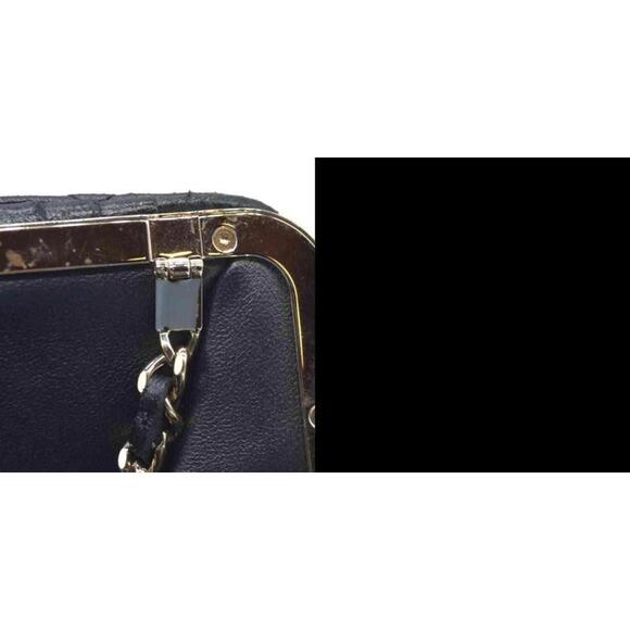 $3850 Chanel Quilted Frame Clutch With Chain - Picture 7 of 15